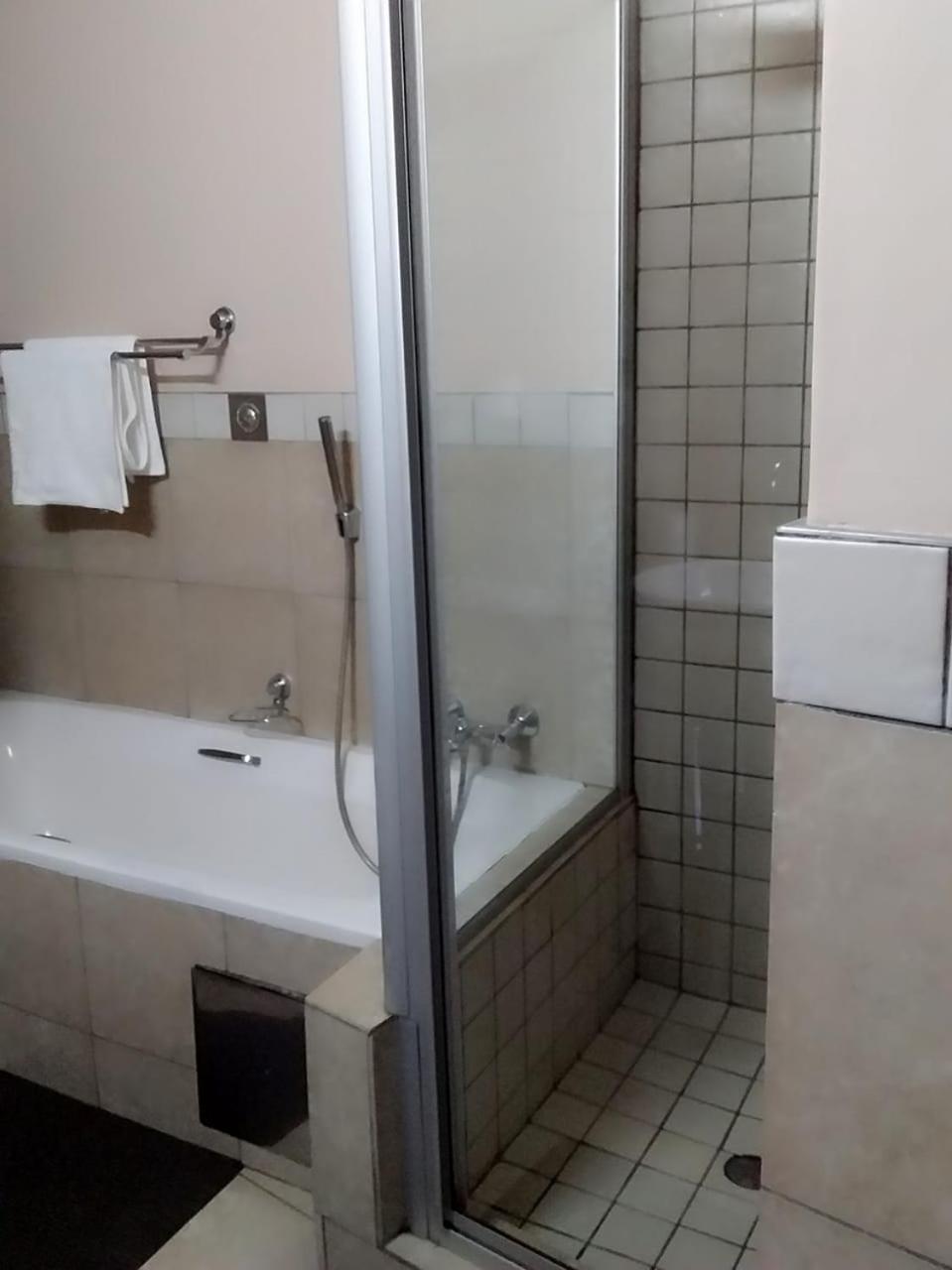 Mabungubwe Hotel Apartments - Home Away From Home ヨハネスブルグ エクステリア 写真