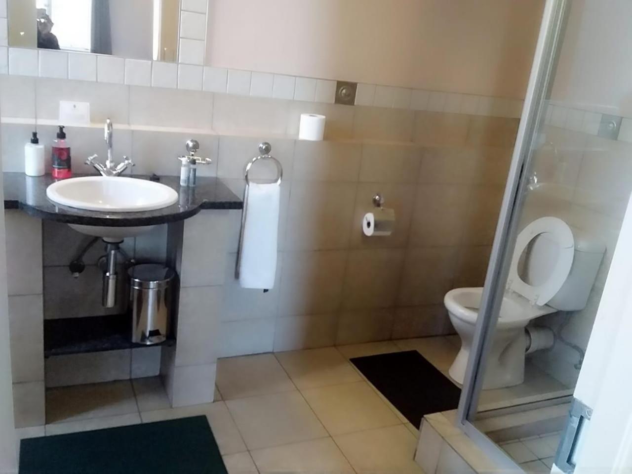 Mabungubwe Hotel Apartments - Home Away From Home ヨハネスブルグ エクステリア 写真