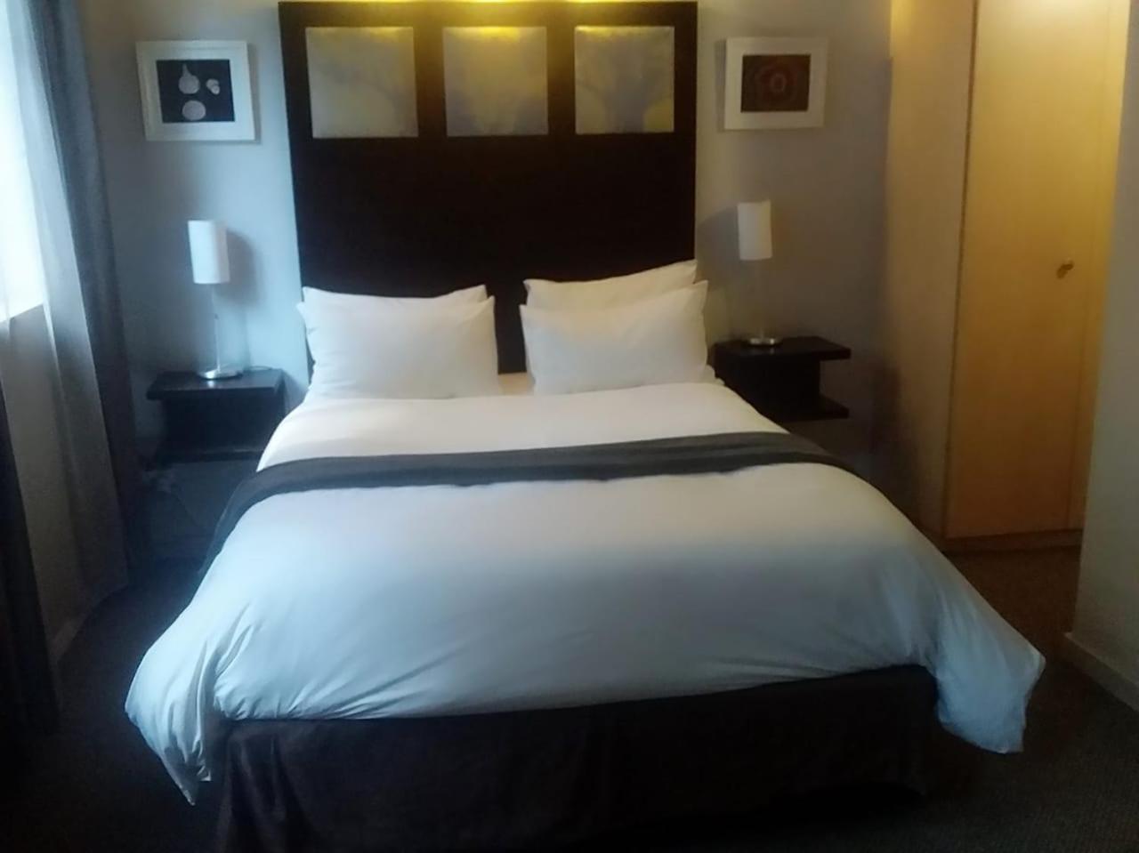 Mabungubwe Hotel Apartments - Home Away From Home ヨハネスブルグ エクステリア 写真