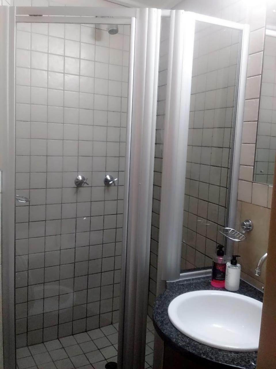 Mabungubwe Hotel Apartments - Home Away From Home ヨハネスブルグ エクステリア 写真