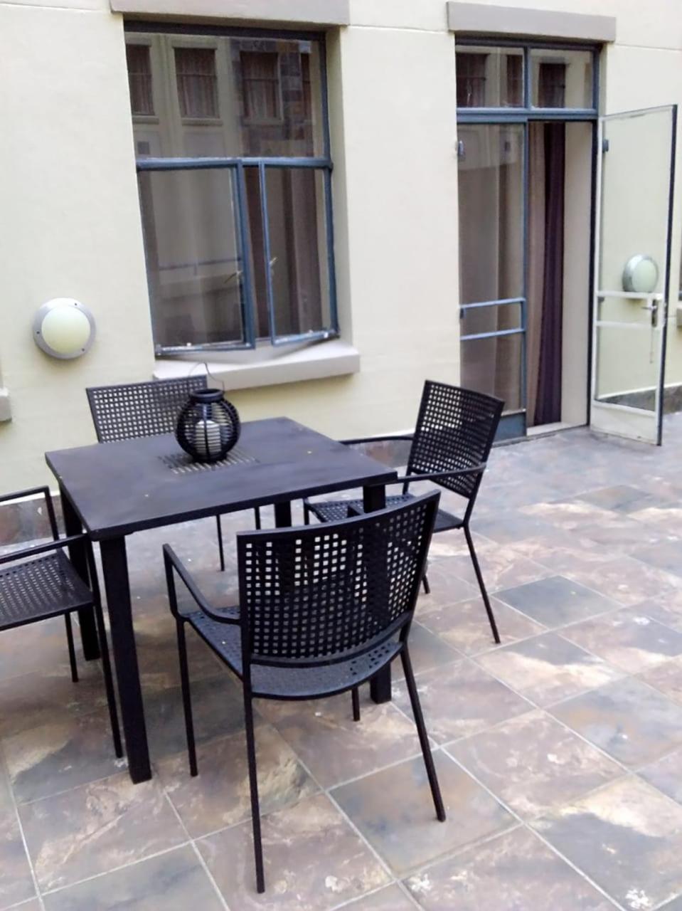 Mabungubwe Hotel Apartments - Home Away From Home ヨハネスブルグ エクステリア 写真