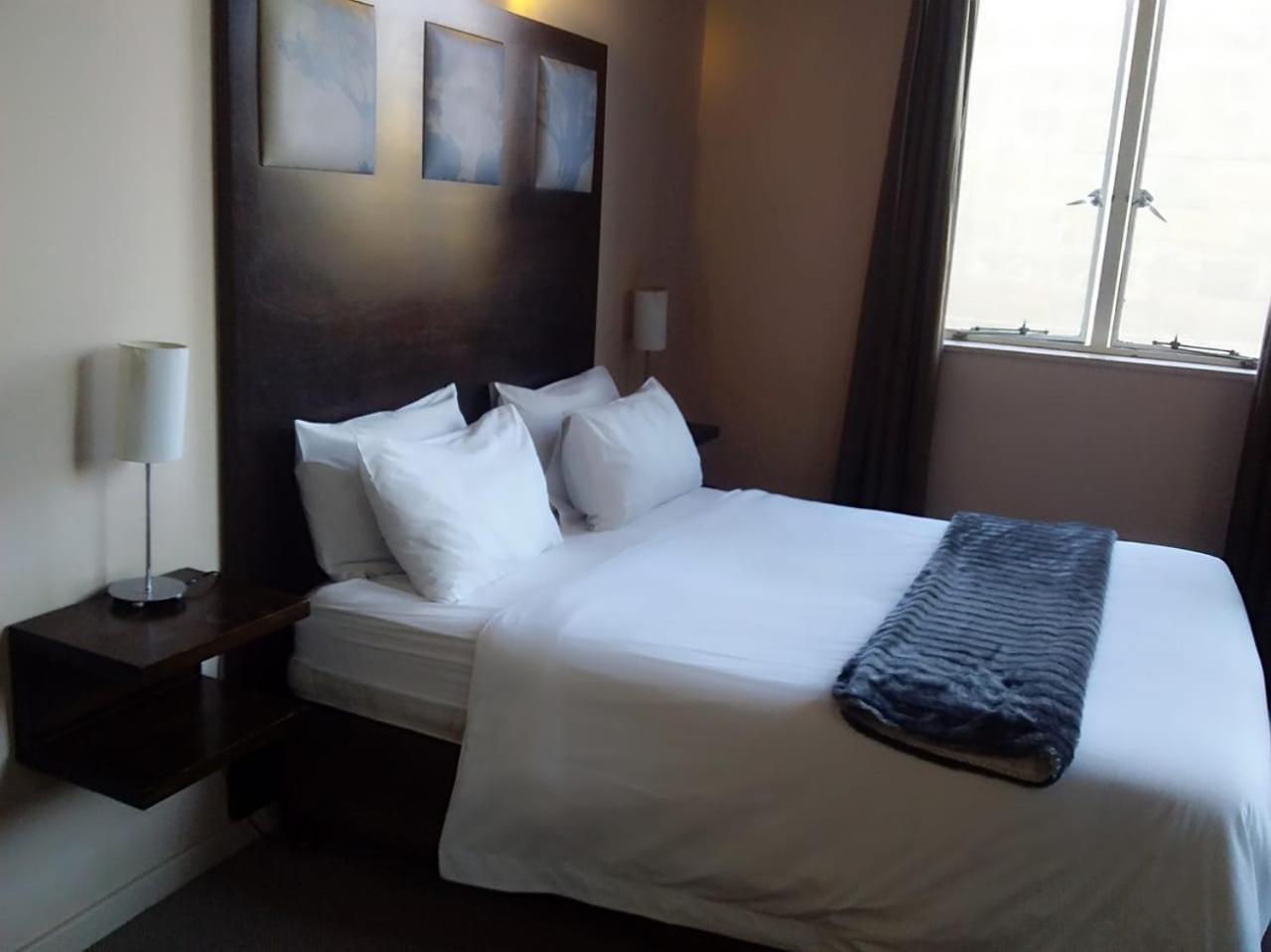 Mabungubwe Hotel Apartments - Home Away From Home ヨハネスブルグ エクステリア 写真